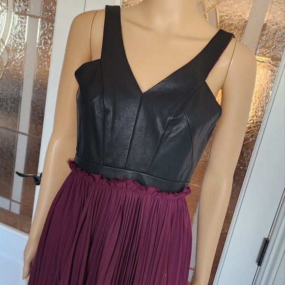 VICI LONG DRESS SZ Sm - Picture 13 of 13